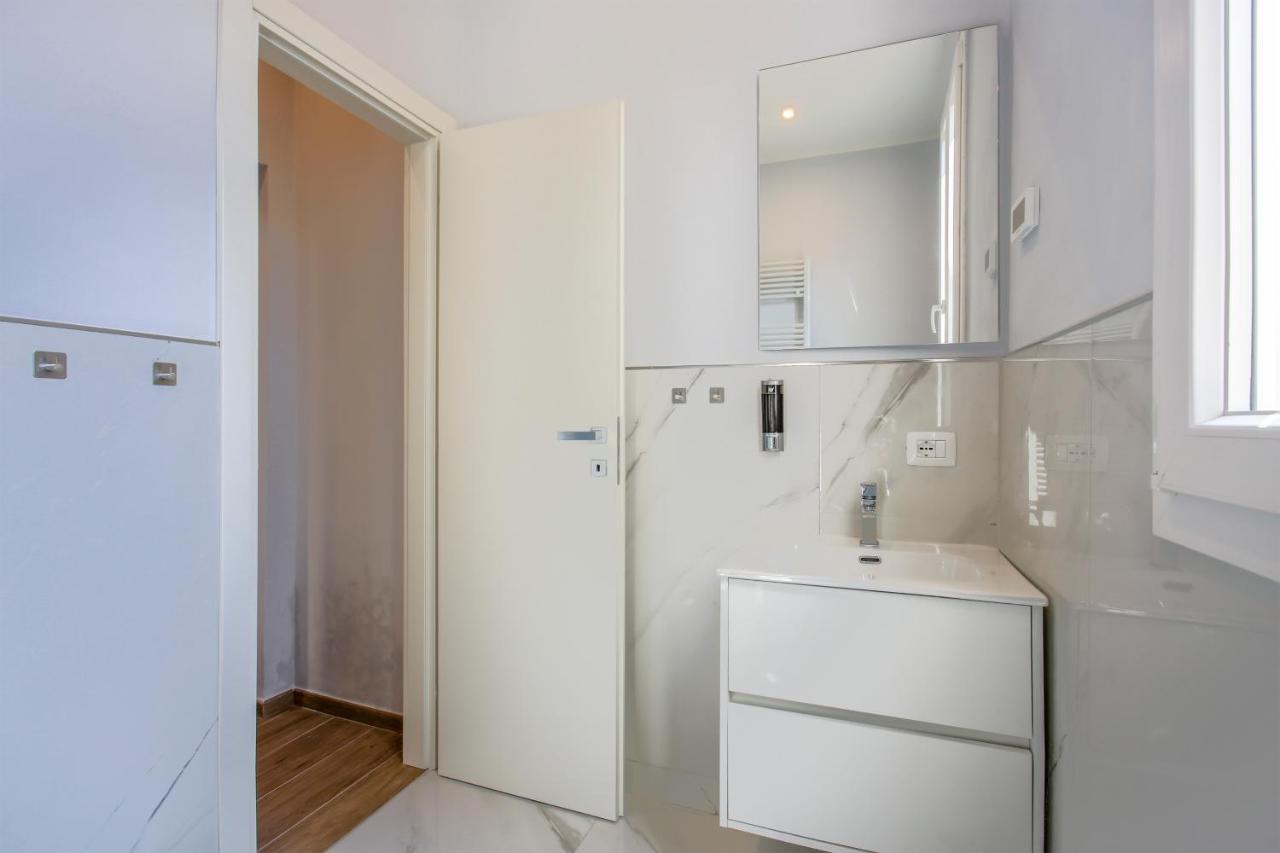 Versilia Mia - Beach At 8Min By Walk! New Rooms! Air Condition! 비아레지오 외부 사진